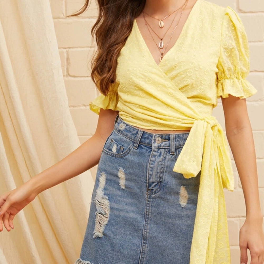 cute tie up top